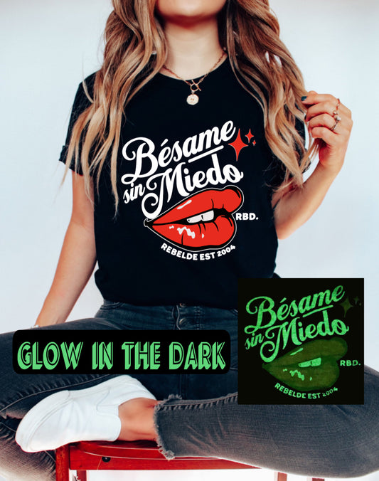 Glow in the dark Besame sin miedo RBD Unisex T shirt